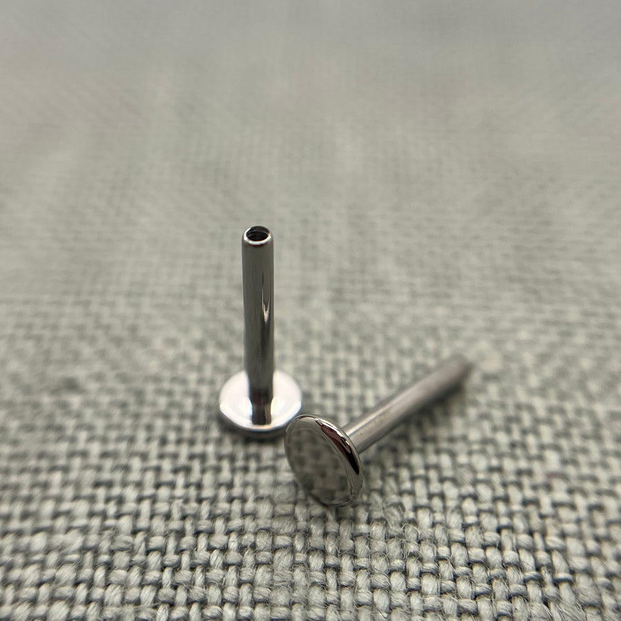 Stainless steel flat-back labret posts without jewelry ends