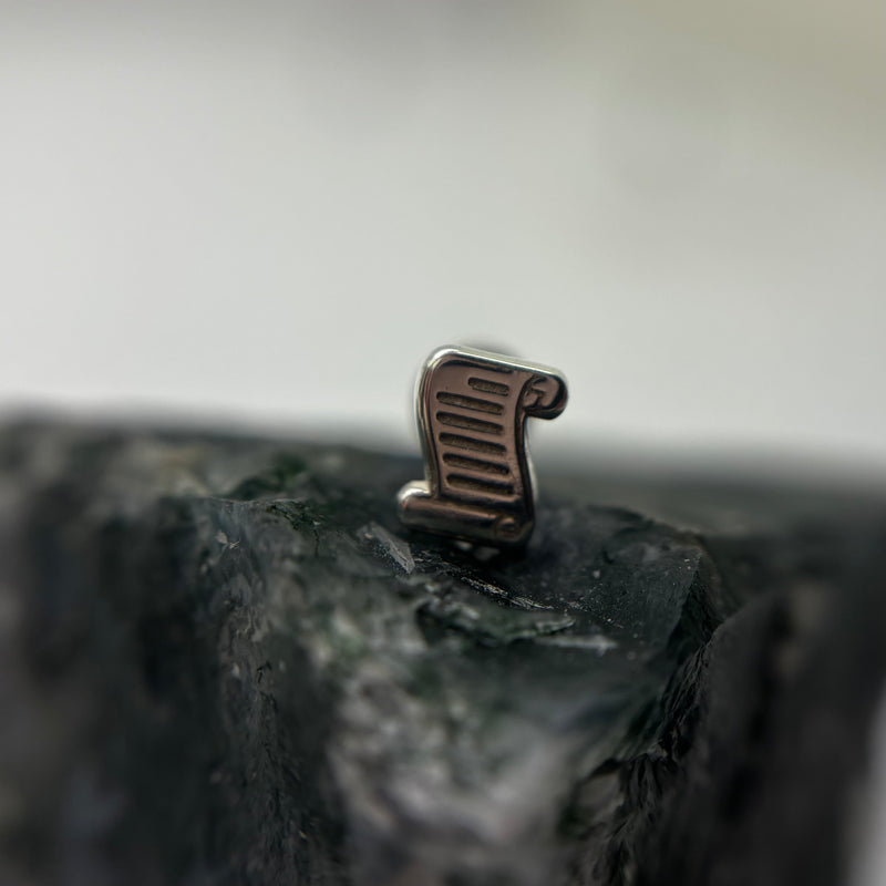 *NEW * Bookwarm silver collection - Old Script - for healed piercings-4