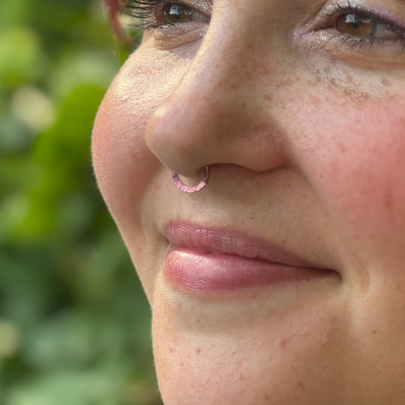 *NEW * Niobium seam ring with texture * Size 16g 3/8 *-8