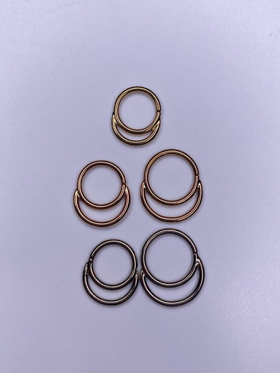 Stacked seam rings in yellow, rose and white gold