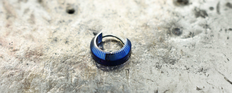 Beautiful Cobalt Blue patterned titanium clicker